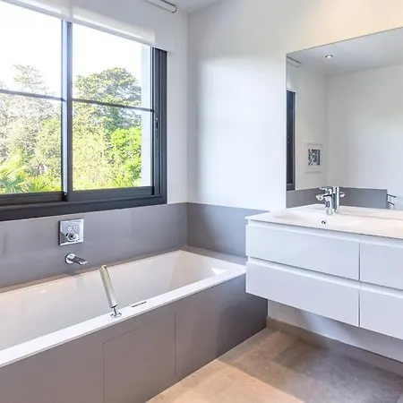 Villa Amia A 800 Metres Du Centre Ville Вилла Сен-Тропе